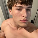 Гриша, 21 год