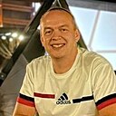 Олег, 44 года