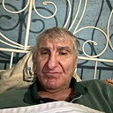 Stoica, 54 года