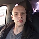 Артем, 24 года