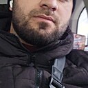 G R, 33 года