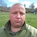 Толік, 33 года
