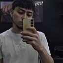 Davi, 22 года