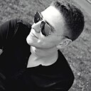 Leon, 33 года