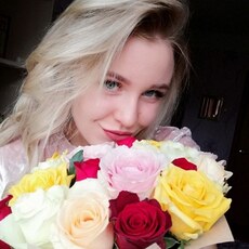 Фотография девушки Поля, 22 года из г. Караганда