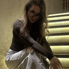 Фотография девушки Василиса, 18 лет из г. Санкт-Петербург