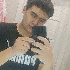 Фотография мужчины Azizbek, 23 года из г. Тюмень