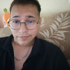 Фотография мужчины Алишер, 23 года из г. Сызрань