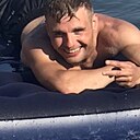 Денис, 33 года