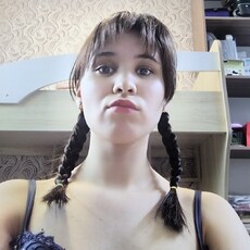 Фотография девушки Lilia, 19 лет из г. Надым