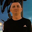 Михаил, 33 года