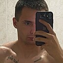 Максим, 22 года