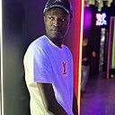 Хизам, 27 лет