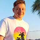 Макс, 22 года