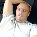 Laskavi May, 44 года