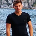 Максим, 33 года