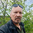 Ushakov, 49 лет