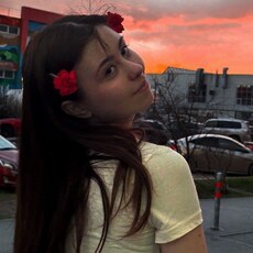 Фотография девушки Виолетта, 20 лет из г. Тюмень