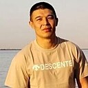 Elbek, 32 года
