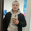 Артем, 24 года
