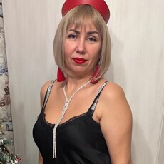 Ирина, 42 из г. Санкт-Петербург.