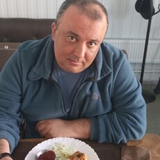 Фотография мужчины Валерий, 45 лет из г. Омск