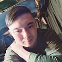 Максим, 24 года