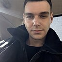 Максим, 22 года