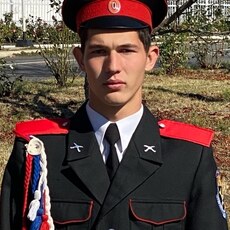 Фотография мужчины Илья, 20 лет из г. Новоалександровск