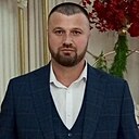Красивый, 39 лет