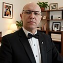 Юрий, 46 лет