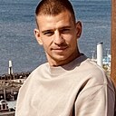 Мил Человек, 37 лет