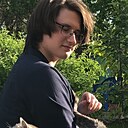 Максим, 24 года
