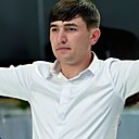 Heno, 23 года