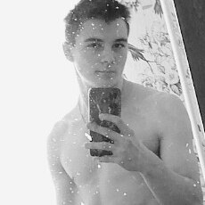 Фотография мужчины Владимир, 19 лет из г. Омск
