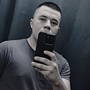 Лочинбек, 20 лет