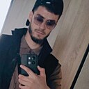 Салмон, 24 года
