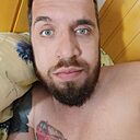 Артем Попов, 32 года