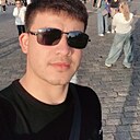 Эзо, 28 лет