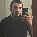 Гаджи, 22 года