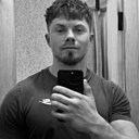 Денис, 24 года