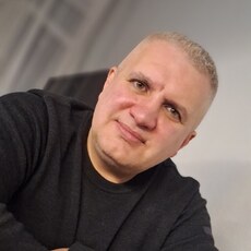 Олег, 48 из г. Санкт-Петербург.
