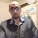 Archi, 44 года