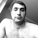 Сухроб, 33 года