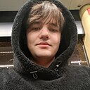 Денис, 22 года