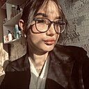 Полина, 18 лет