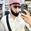 Halil, 22 года