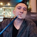 Man, 33 года