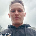 Артем, 22 года