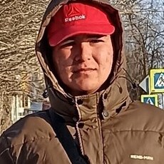 Фотография мужчины Надир, 18 лет из г. Екатеринбург